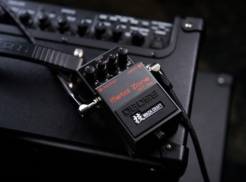 BOSS MT-2W | Pedal de Distorção Metal Zone Waza Craft