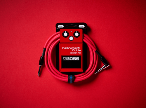 BOSS BIC-10A-RD | Cabo para Instrumento P10 x P10 em L de 3 Metros na Cor Vermelho