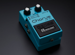 BOSS CE-2W | Pedal de Chorus Waza Craft