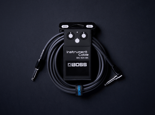 BOSS BIC-10A-BK | Cabo para Instrumento P10 x P10 em L de 3 Metros na Cor Preta