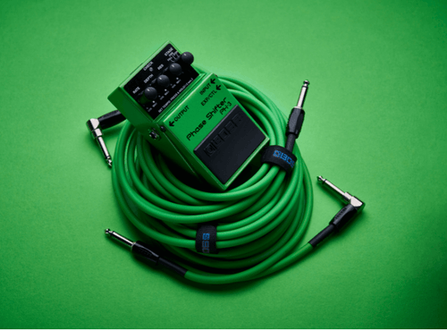 BOSS BIC-10A-GN | Cabo para Instrumento P10 x P10 em L de 3 Metros na Cor Verde