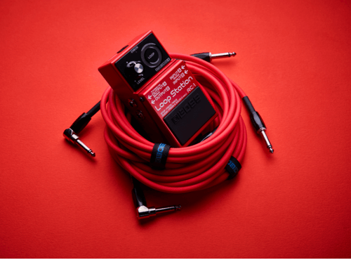 BOSS BIC-10A-RD | Cabo para Instrumento P10 x P10 em L de 3 Metros na Cor Vermelho