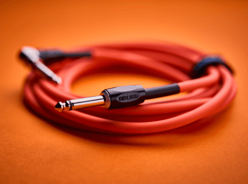 BOSS BIC-10A-OR | Cabo para Instrumento P10 x P10 em L de 3 Metros na Cor Laranja