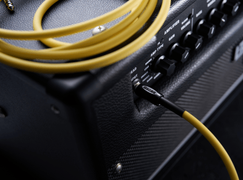 BOSS BIC-10A-YL | Cabo para Instrumento P10 x P10 em L de 3 Metros na Cor Amarelo